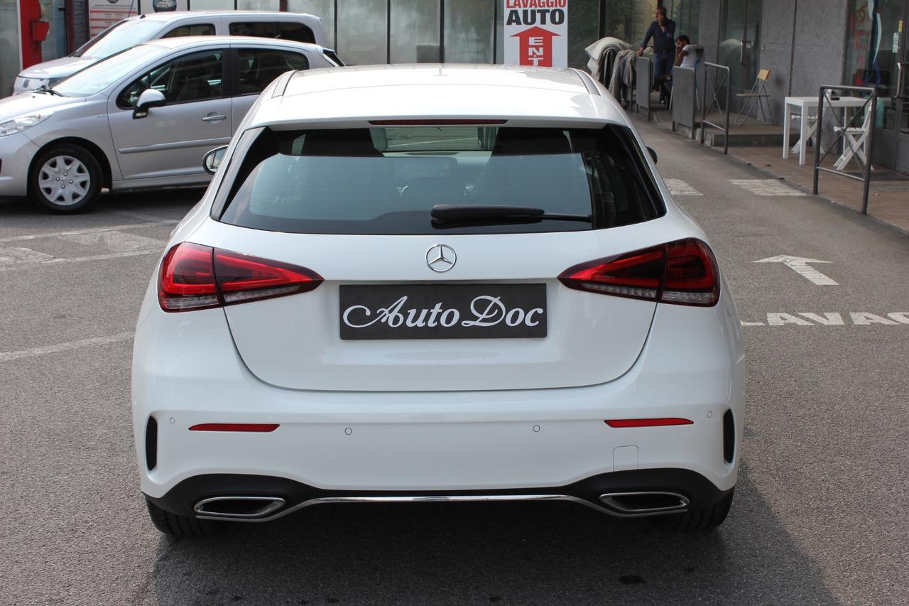 MERCEDES-BENZ A 180 AUTOMATIC BUSINESS AMG 7G-DCT TELECAMERA - NAVY