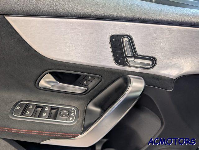 MERCEDES-BENZ A 180 d Automatic Premium