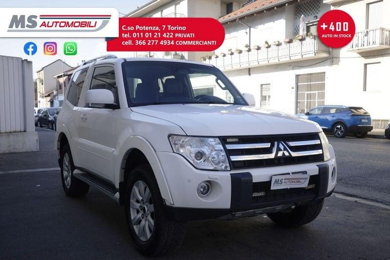 Mitsubishi Pajero Mitsubishi Pajero 3.2 DI-D 16V aut. 3p. Instyle DPF GANCIO TRAINO Unicoproprietario