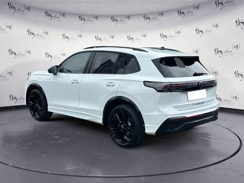 Volkswagen Tiguan Volkswagen Tiguan 1.5 eTSI R-Line Plus 150cv BLACK PACK DSG 20" CAMERA LED NAVI