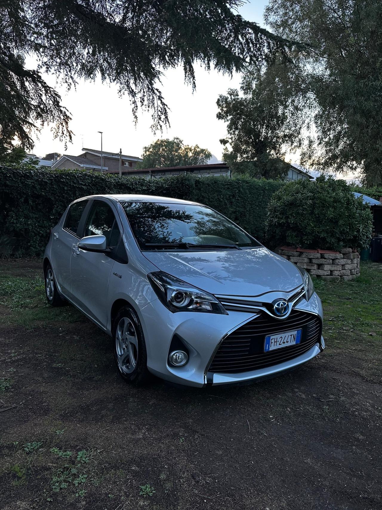 Toyota Yaris 1.5 Hybrid 5 porte Active
