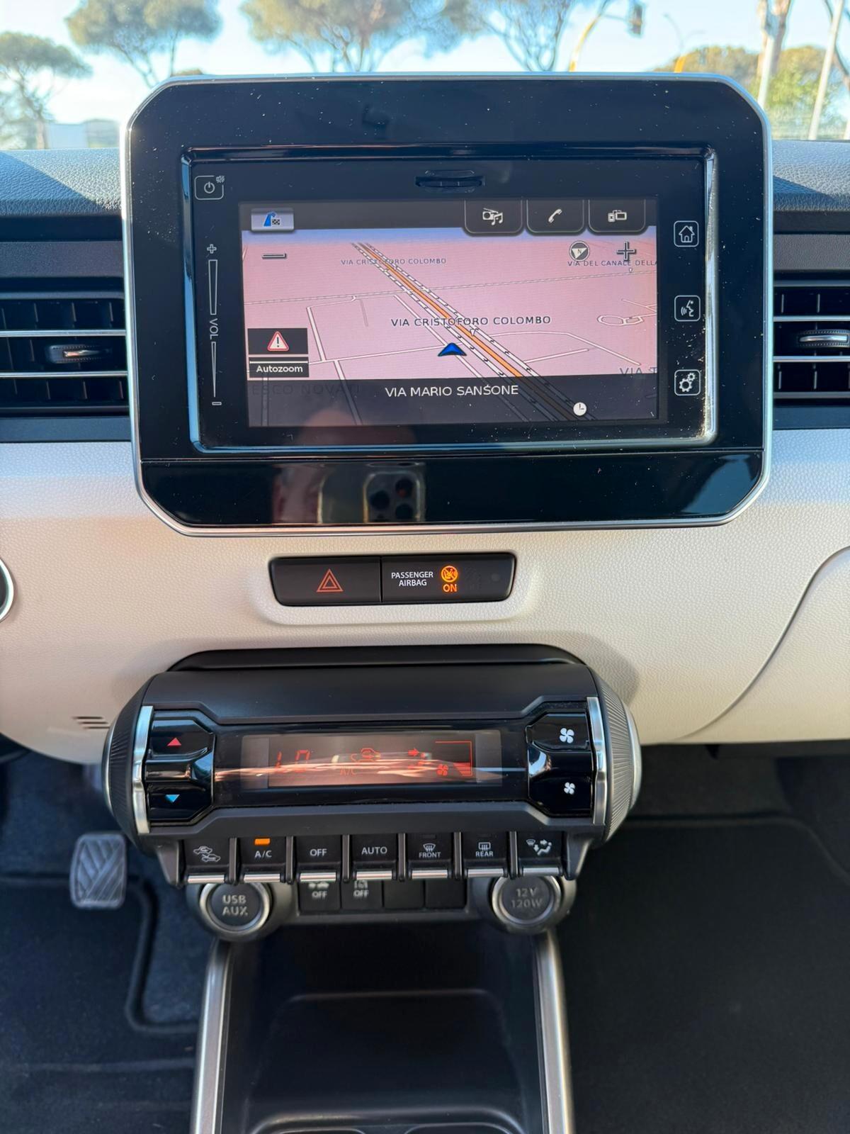 Suzuki Ignis 1.2 Hybrid Top