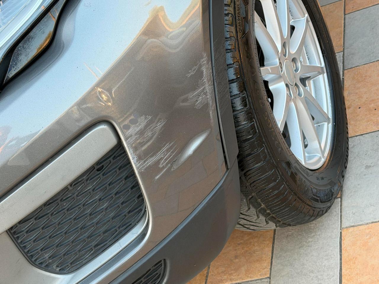 Land Rover Range Evoque 2.0 TD4 PURE (AUTO DA RIPRISTINARE)