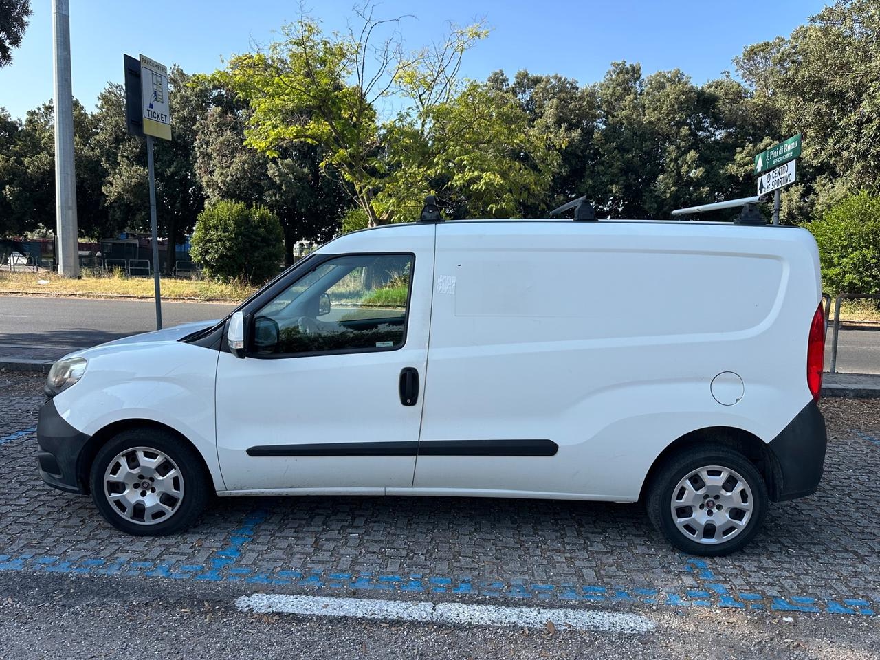Fiat Doblo Maxi 3 Posti 1.4 Benzia Metano 2016