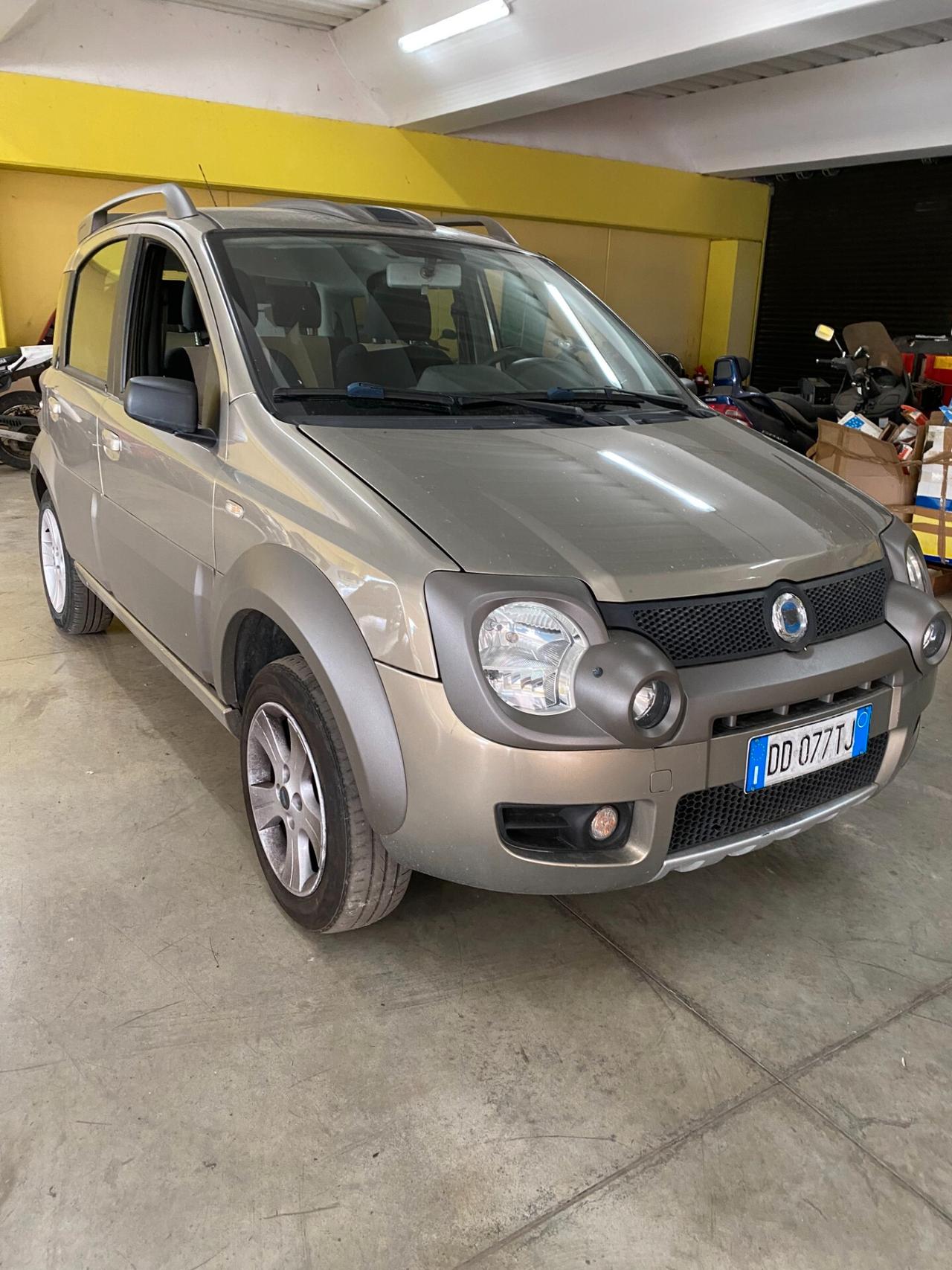 Fiat Panda 1.3 MJT 16V 4x4 Cross