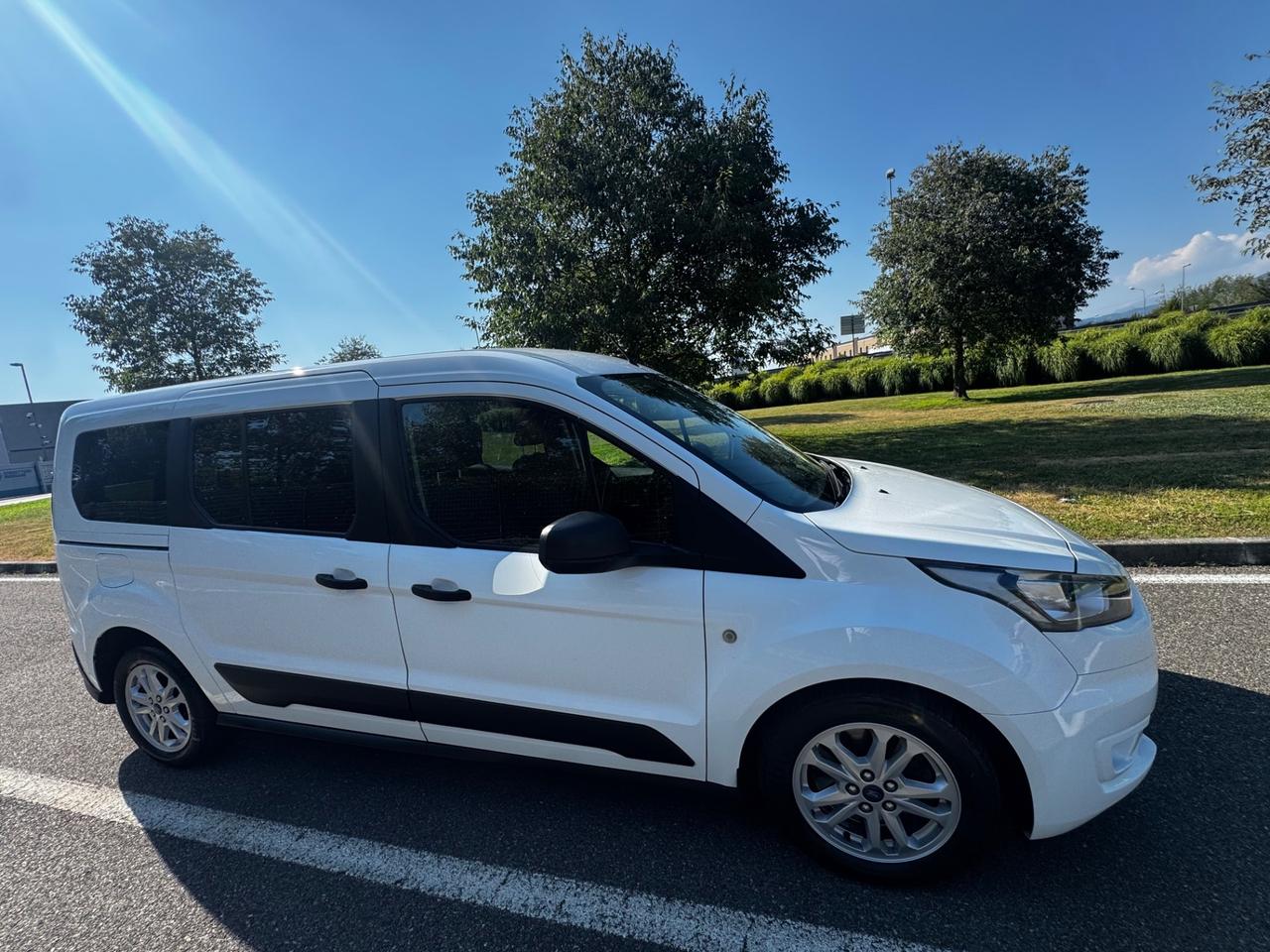 Ford Tourneo Connect Active 1.5 EcoBlue 120 CV Start & Stop Aut.