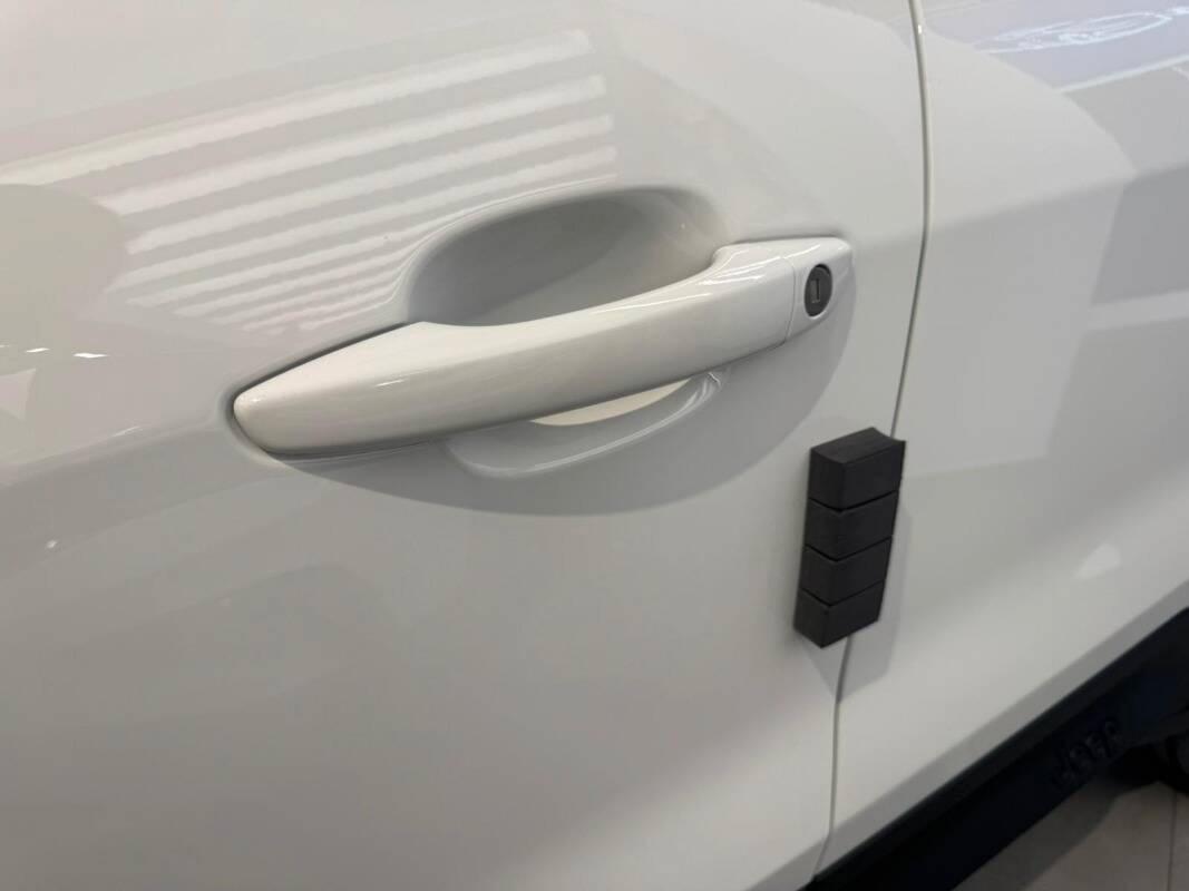 Jeep Avenger 1.2 t. e-hybr.mhev Longitude fwd 110cv edct6