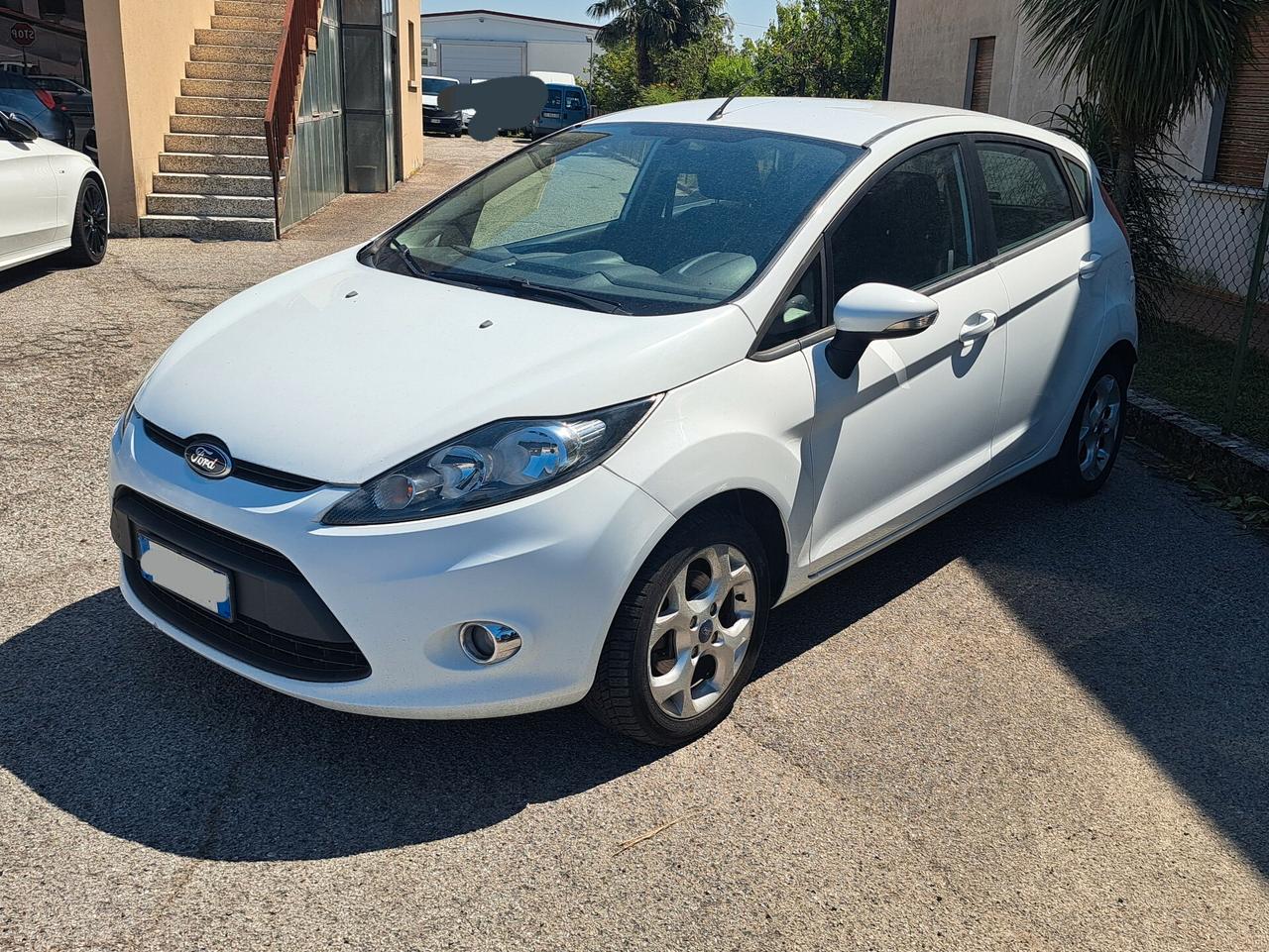 Ford Fiesta 1.2 60CV 5p. Titanium OK NEO PATENTATI