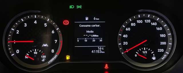 Hyundai i10 1.0 mpi 67Cv Tech *NEOPATENTATI*