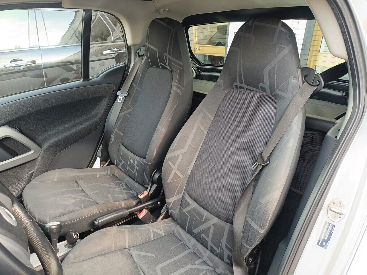 Smart ForTwo 1.0 benzina 52 kW MHD coupé passion