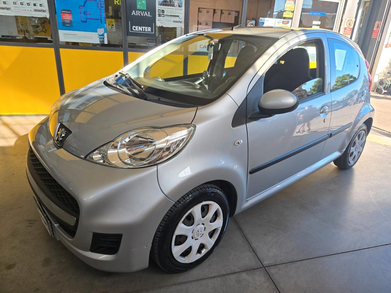 Peugeot 107 1.0 68CV 5p NEOPATENTATI