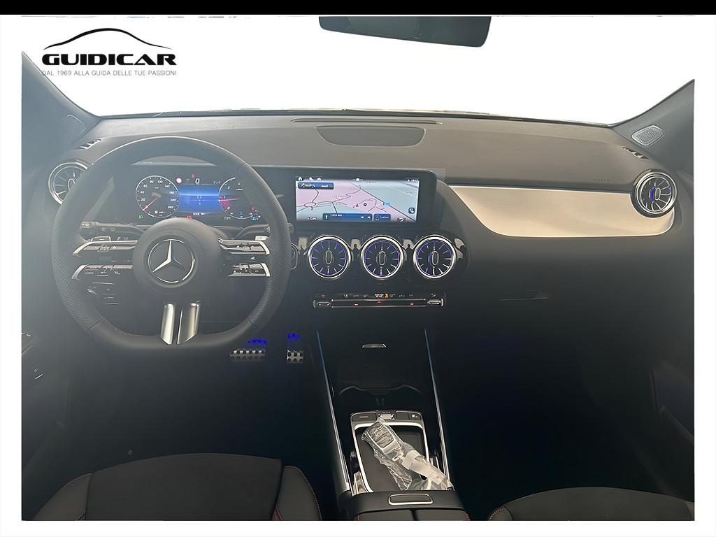 Mercedes-Benz GLA 180 d Automatic