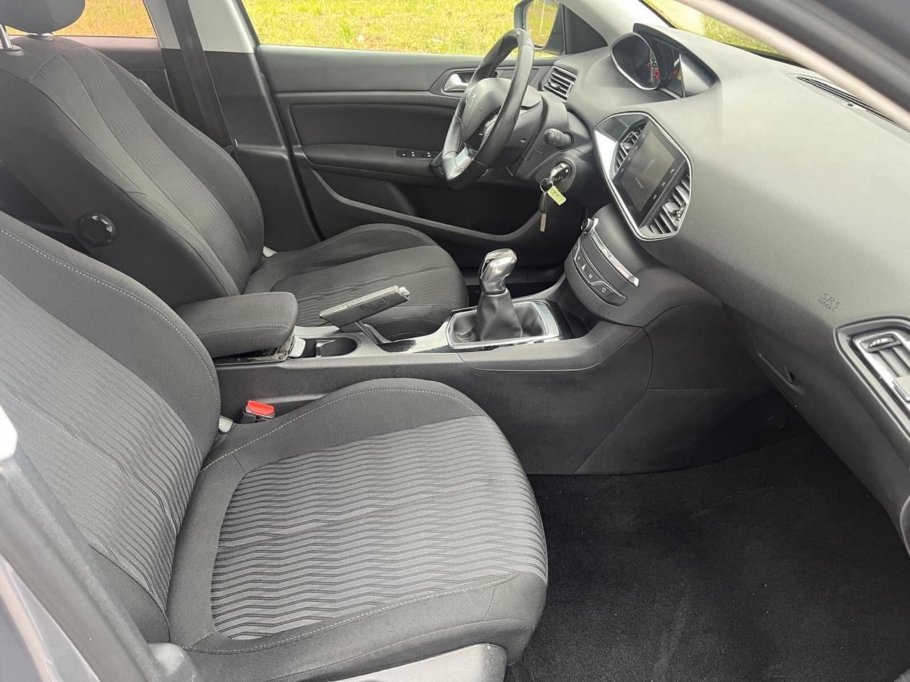 Peugeot 308 BlueHDi 100 S&S