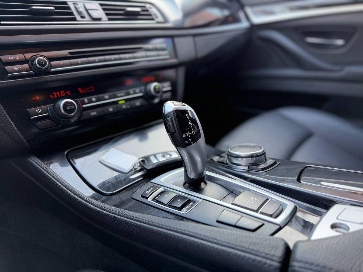 BMW Serie 5 520d Business 190cv auto