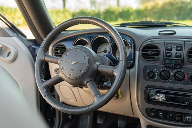 Chrysler PT Cruiser 2005 LIMITED 2.4 L CABRIOLET - CHR00001