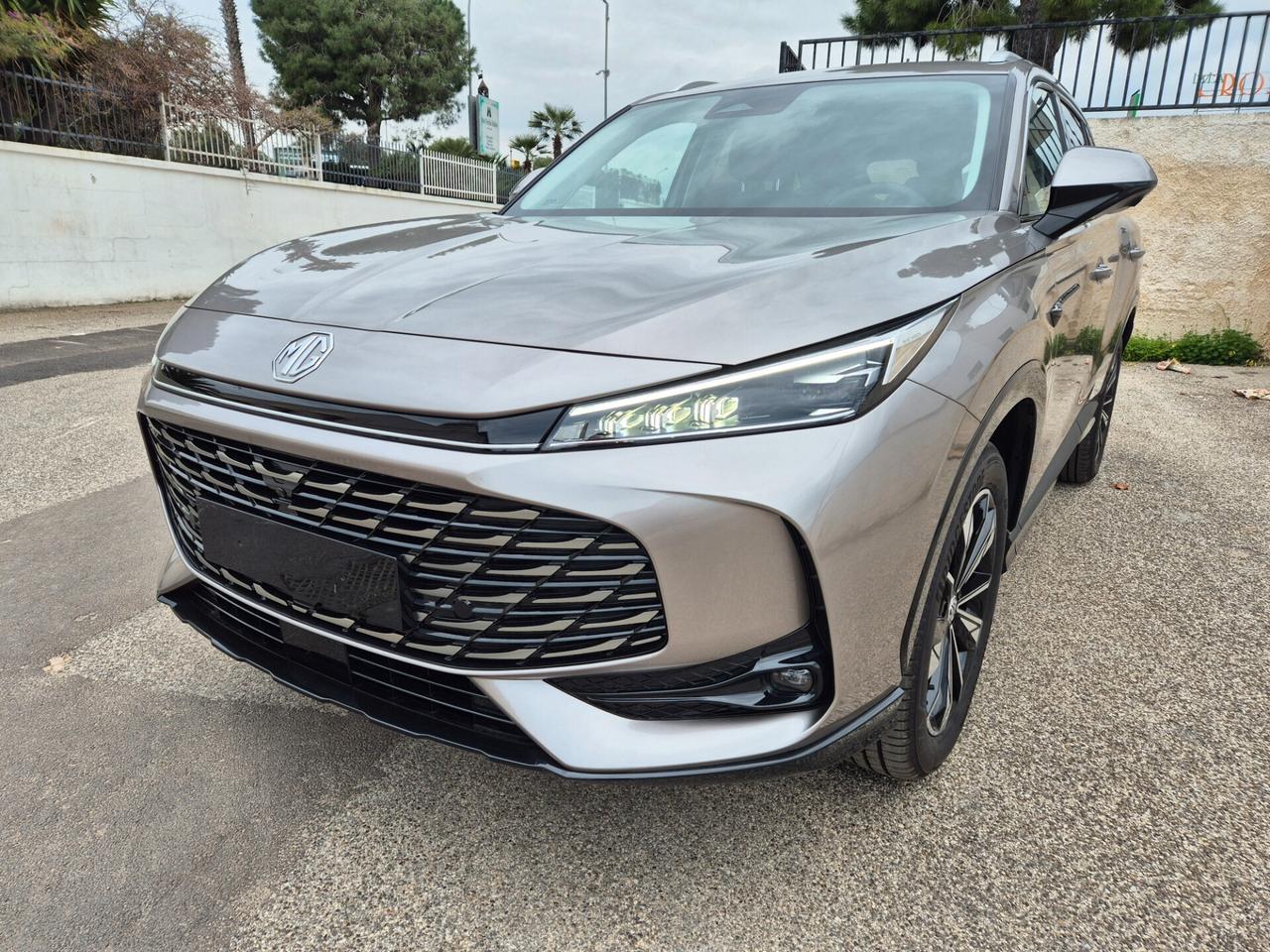 HS 1.5 Comfort 224CV FULL HYBRID