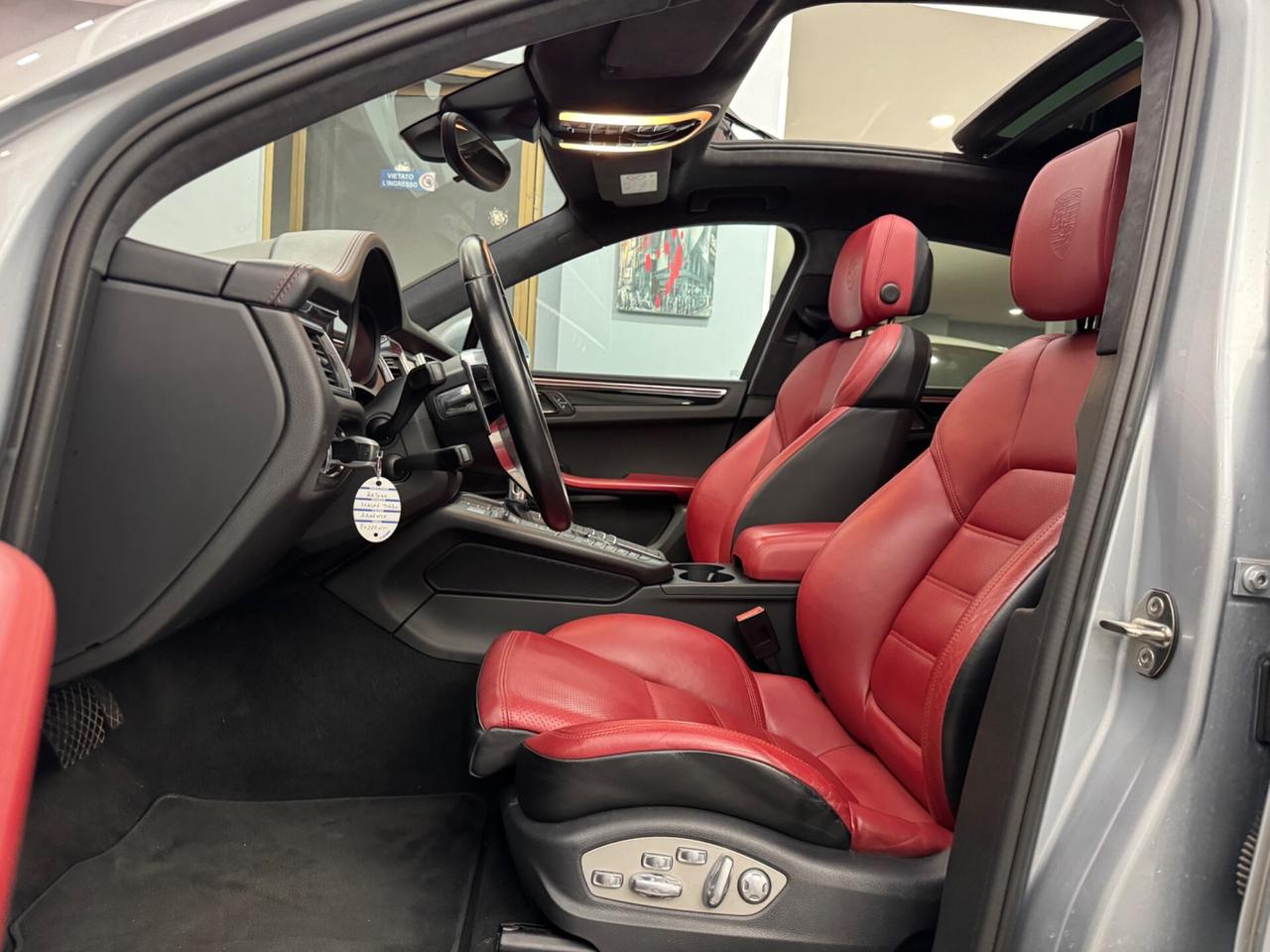 Porsche Macan 3.6 Turbo full full