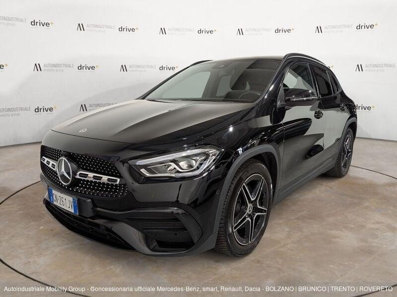 Mercedes-Benz GLA 200 D 4MATIC PREMIUM AUTOMATIC