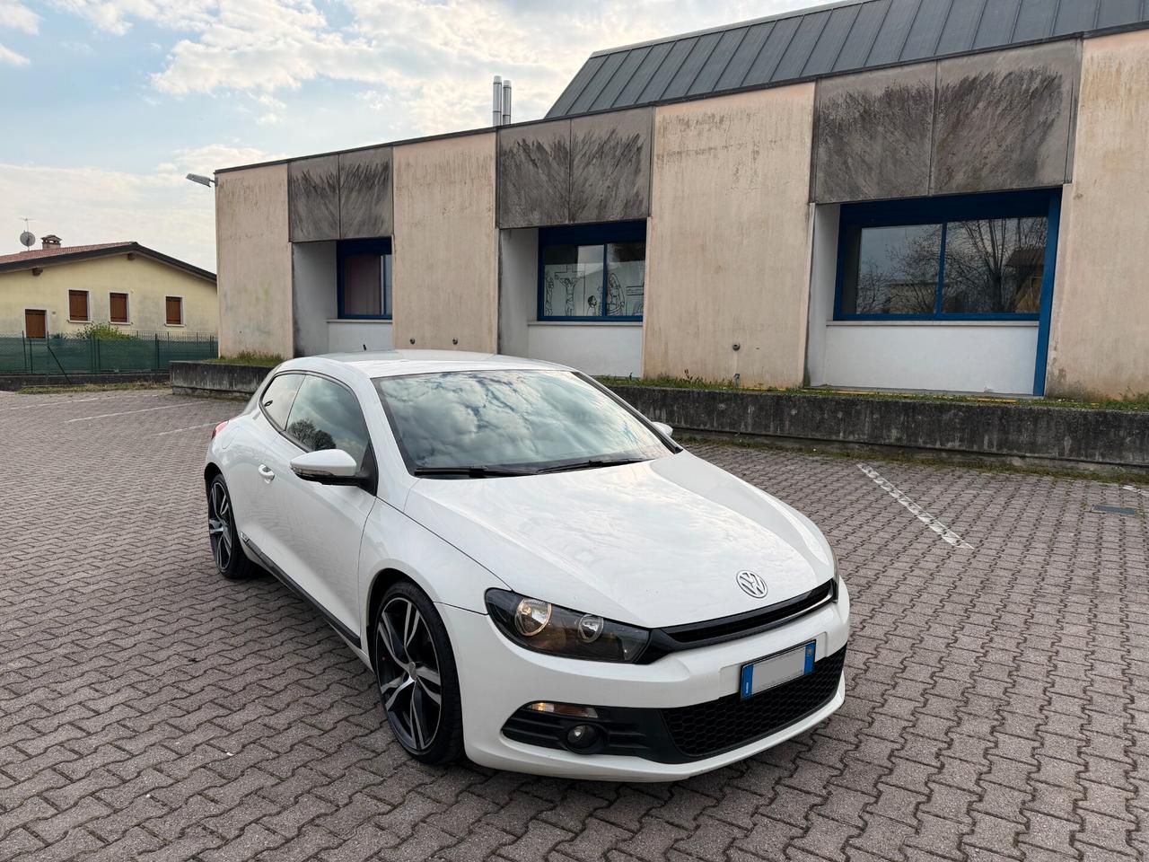 Volkswagen Scirocco 2.0 TDI Ok Neopatentato
