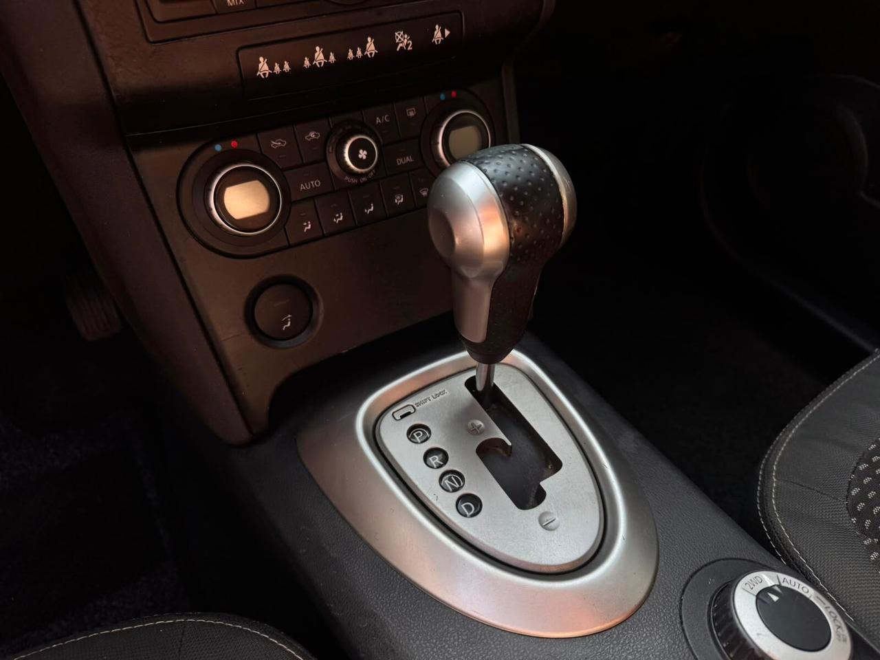 Nissan Qashqai 2.0 dCi 4WD AUTOMATICO