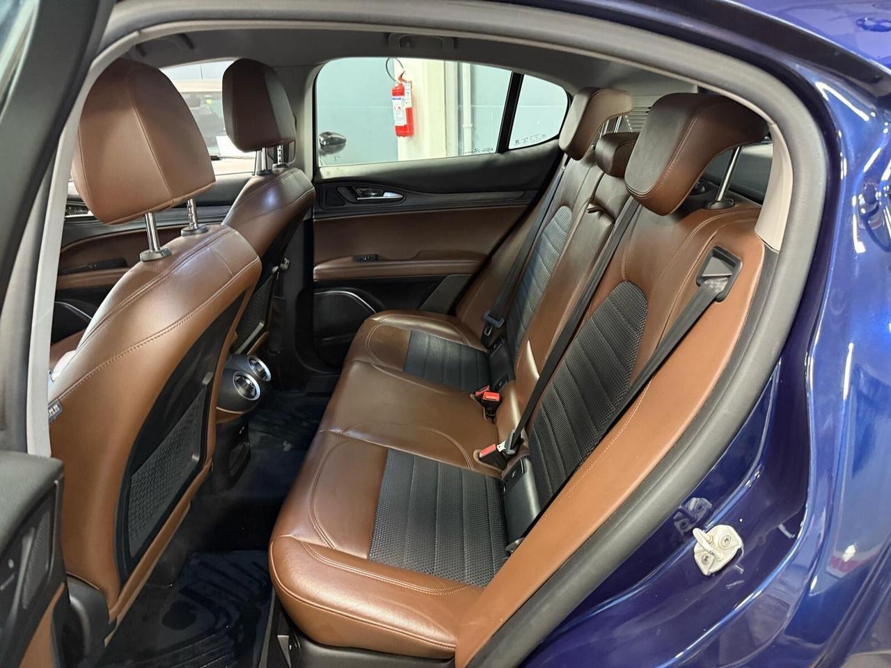 Alfa Romeo Stelvio 2.2 Turbodiesel 180 CV AT8 RWD Executive