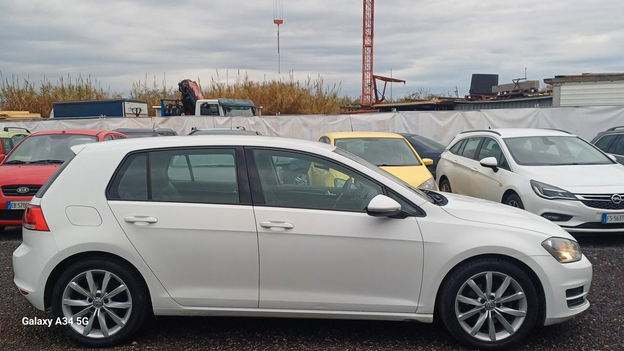 Volkswagen Golf 1.6 TDI DSG 5p. Highline BlueMotion Technology