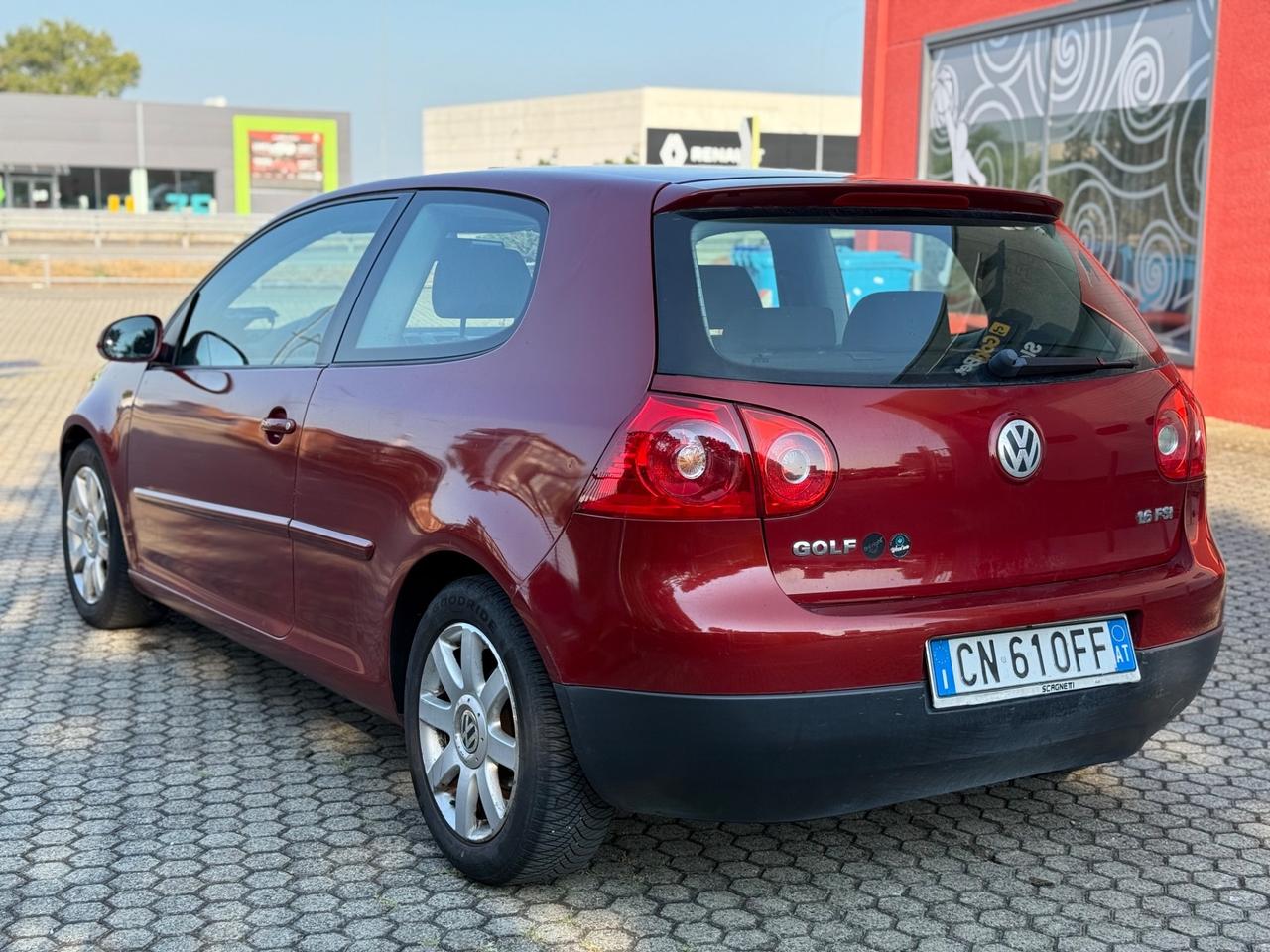 Volkswagen Golf 1.6 16V FSI 3p. Sportline
