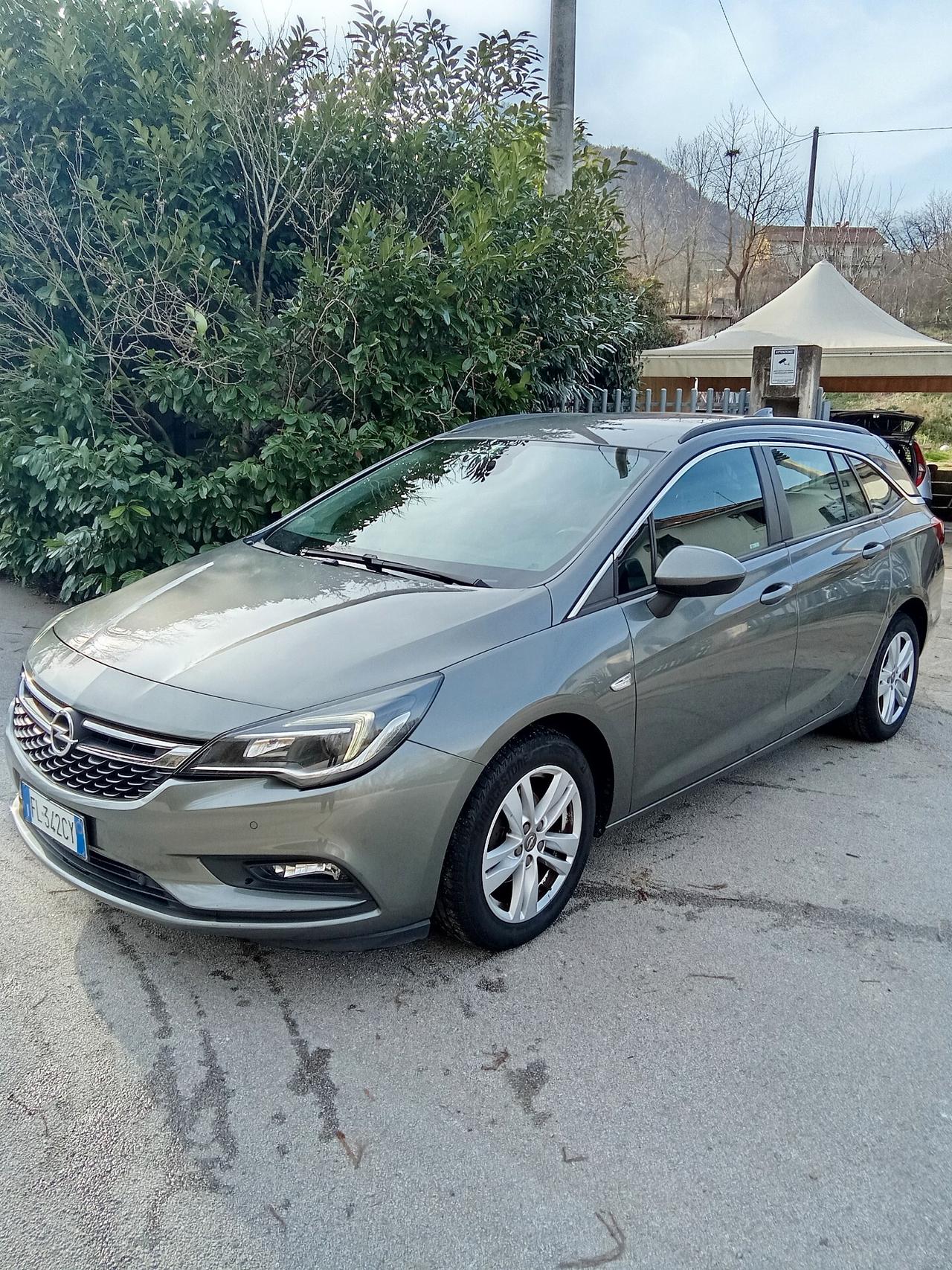 Opel Astra 1.6 CDTi 110CV SW fine 017