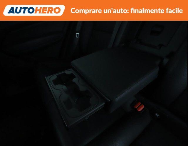 VOLVO XC60 B4 (d) AWD automatico Plus Dark