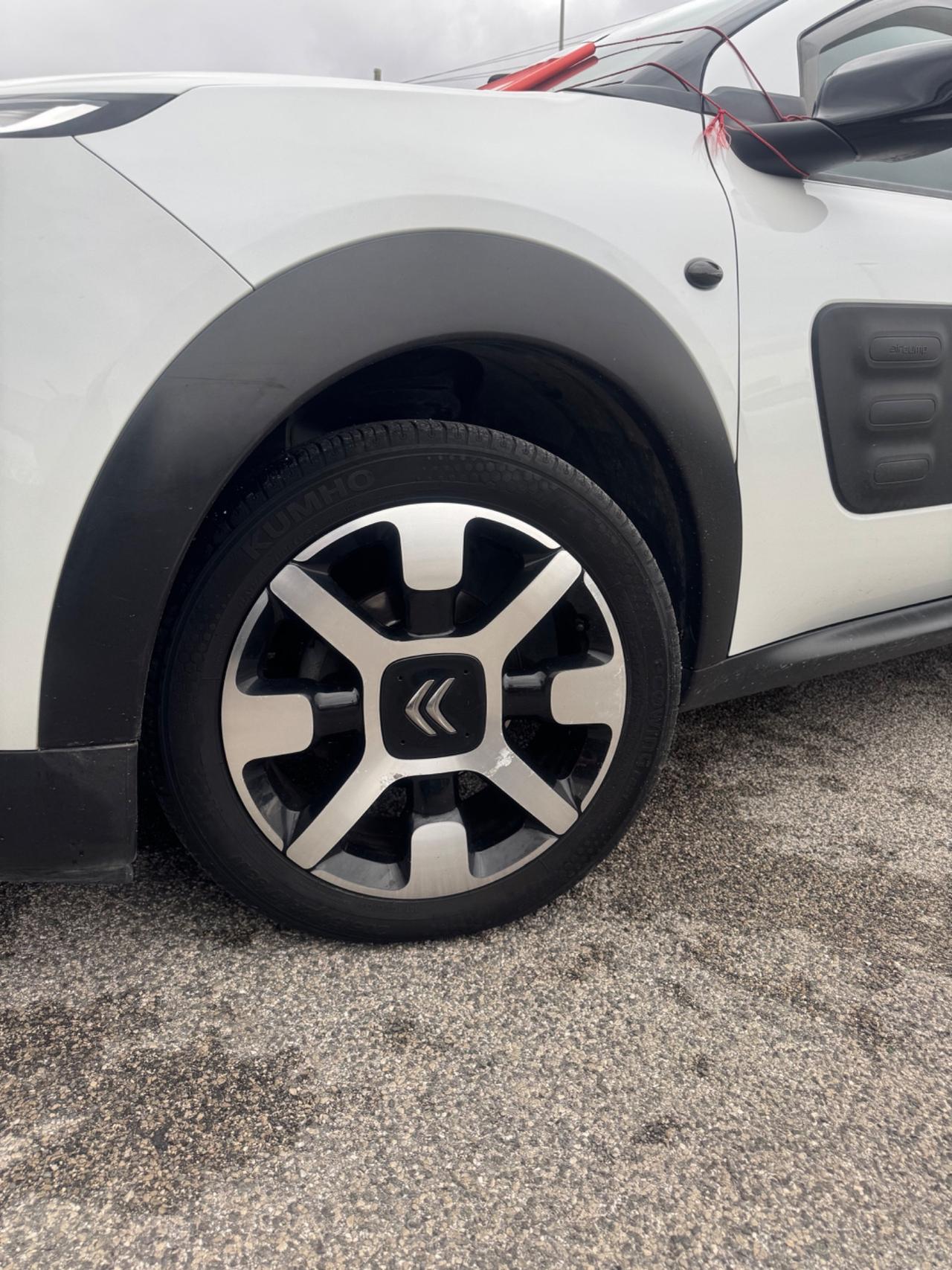 Citroen C4 Cactus BlueHDi 100 Shine