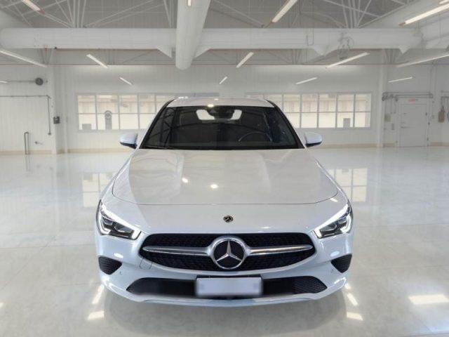 MERCEDES-BENZ CLA 180 d Automatic Shooting Brake Business Extra