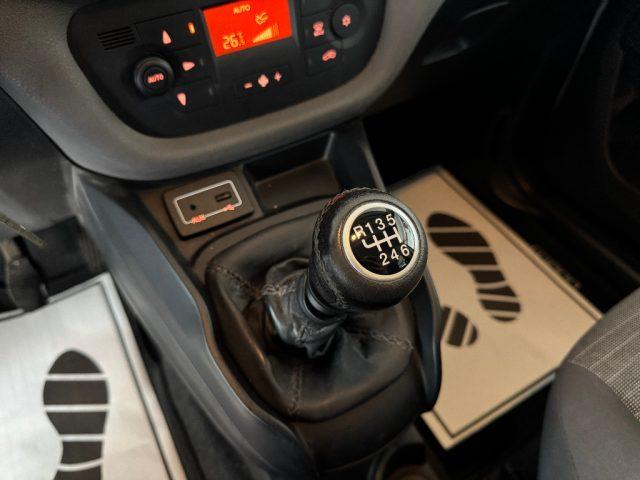 FIAT Doblo 7 Posti 1.4 T-Jet 16V Natural Power Lounge