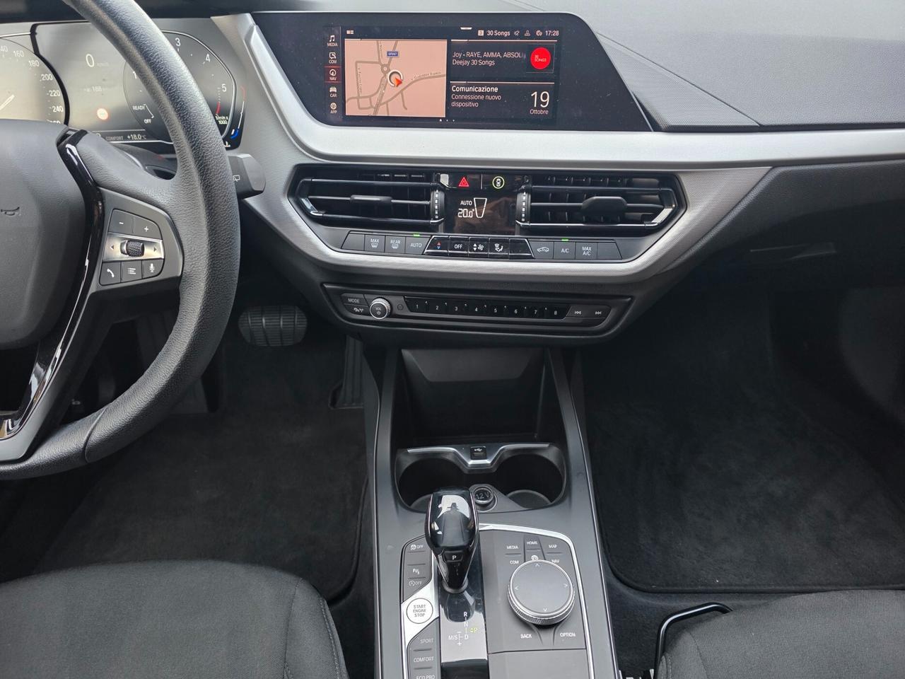 Bmw 116 116d 5p. Advantage