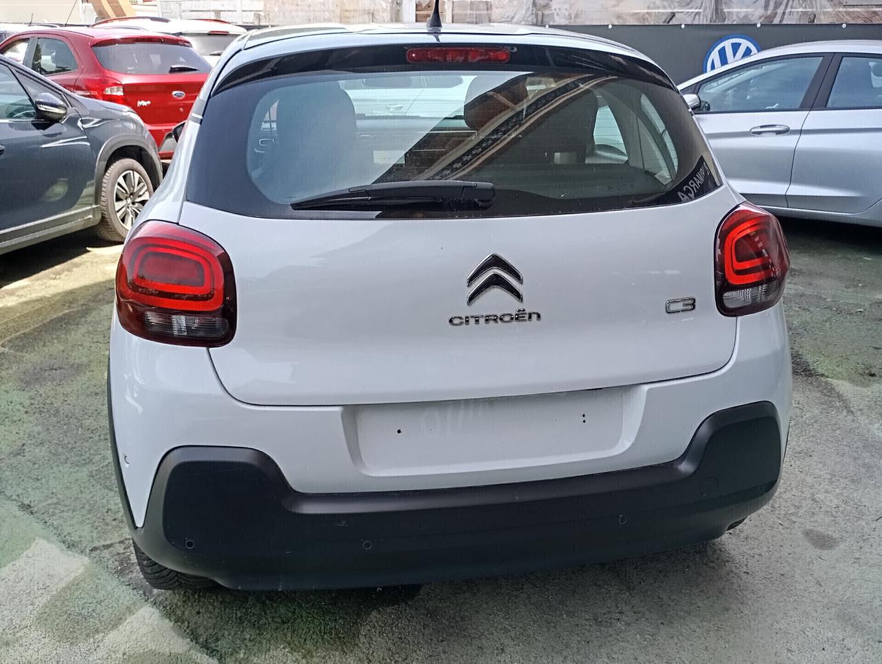 Citroen C3 1.2 PureTech 110CV Shine Aut.