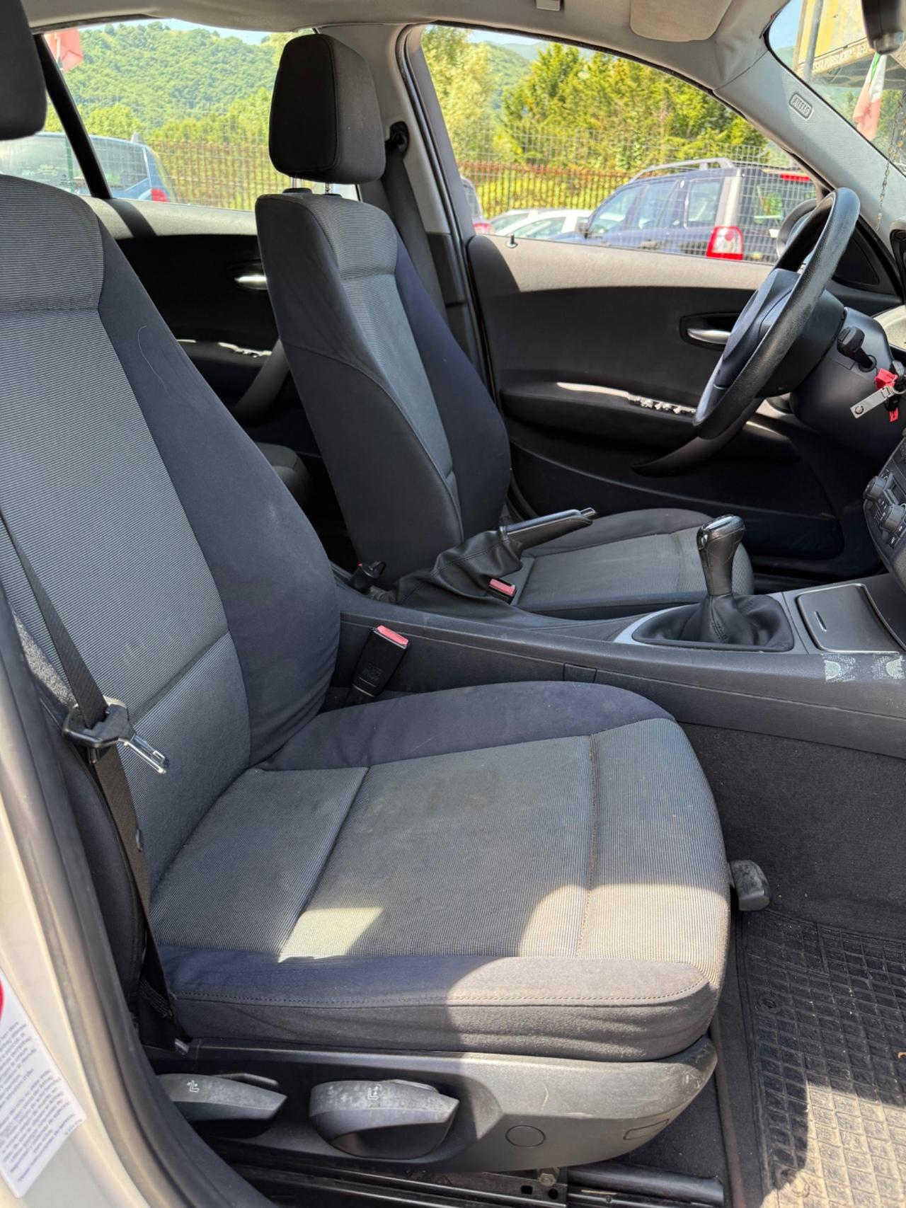 Bmw 118 118d cat 5 porte Eletta