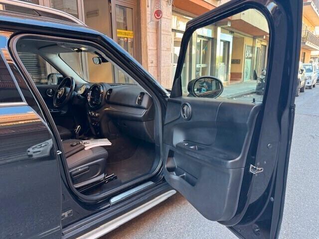 Mini Cooper Countryman 1.5 D Automatica