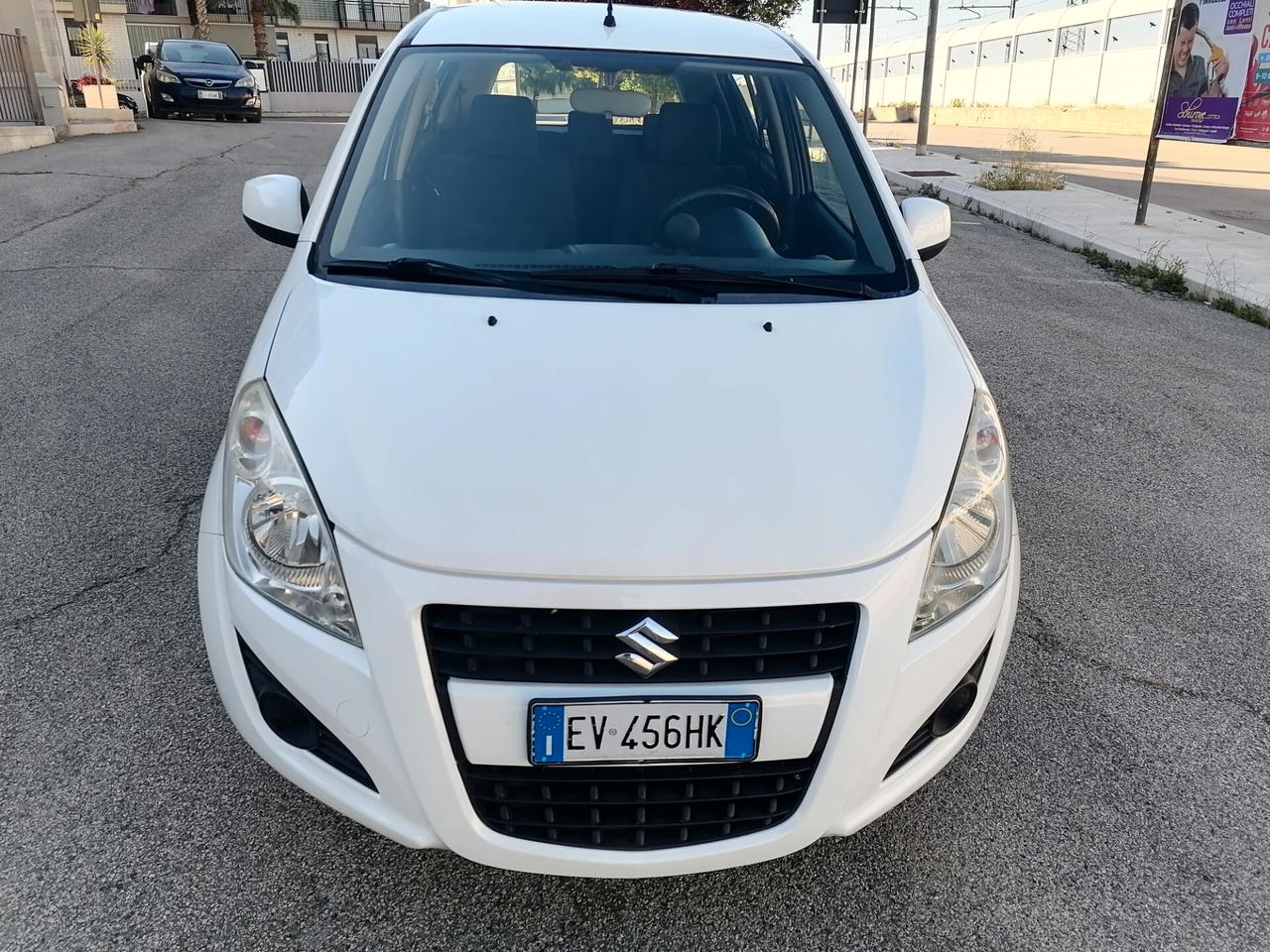 Suzuki Splash 1.0 VVT Style 2014