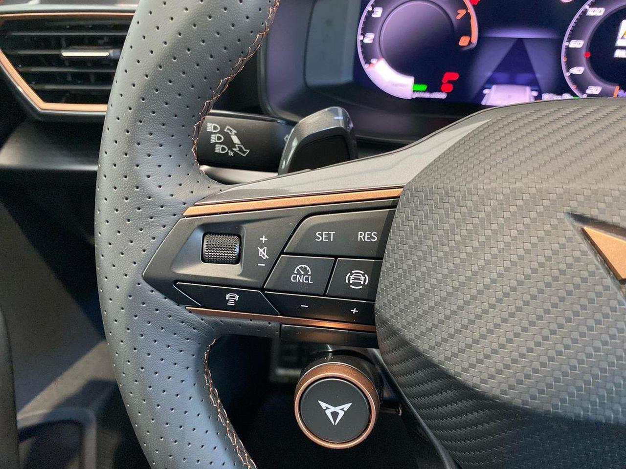 Cupra Leon 1.5 hybrid 150cv dsg