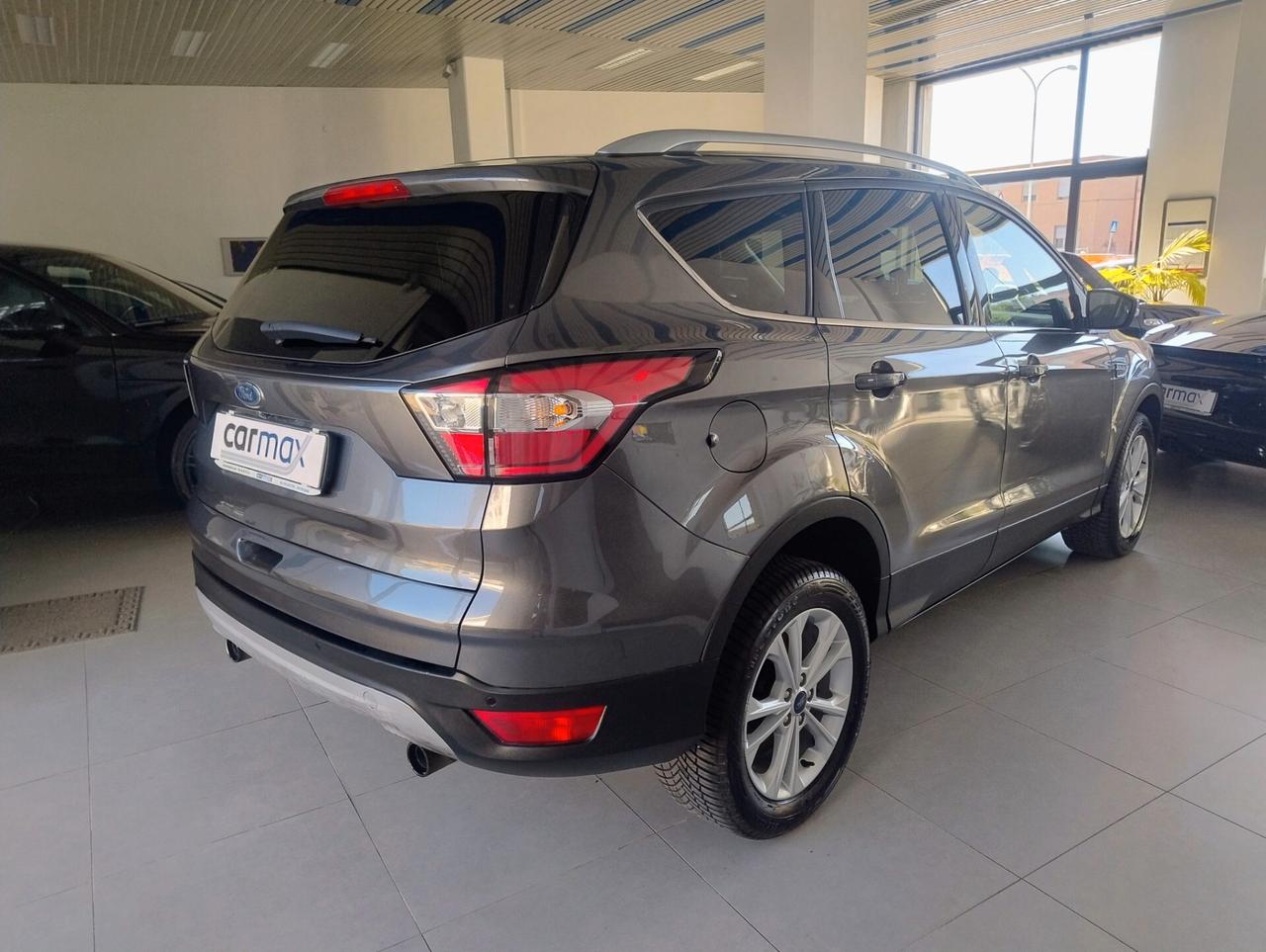 Ford Kuga 1.5 TDCI 120 CV S&S 2WD Titanium