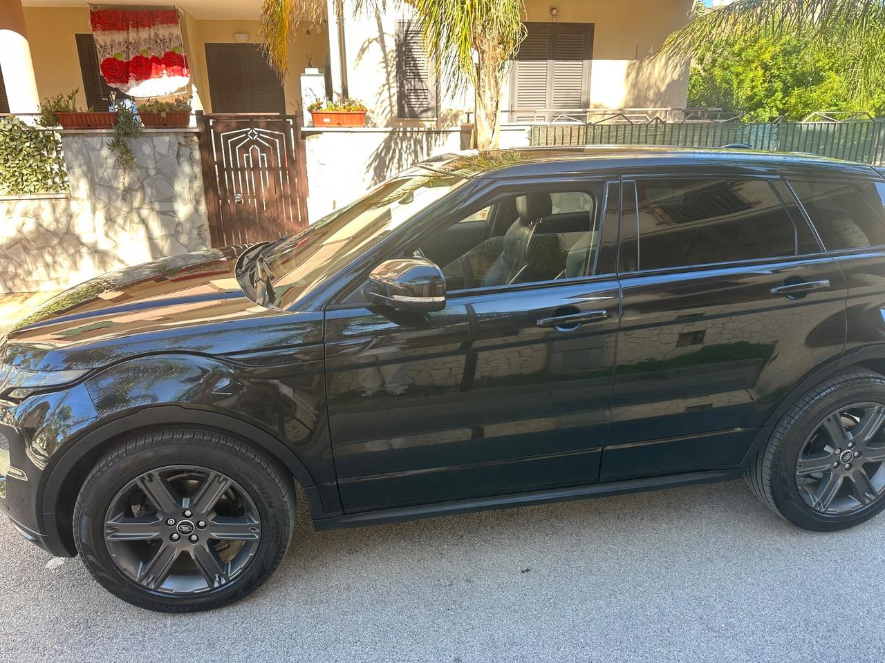 Land Rover Range Evoque 2.2 TD4 5p. Dynamic