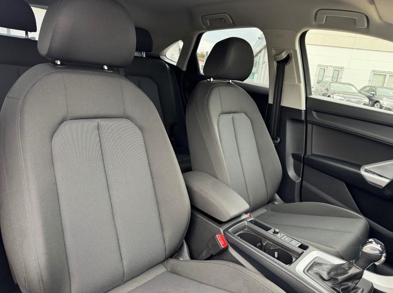 Audi Q3 SPB 45 TFSI e S tronic Business Plus