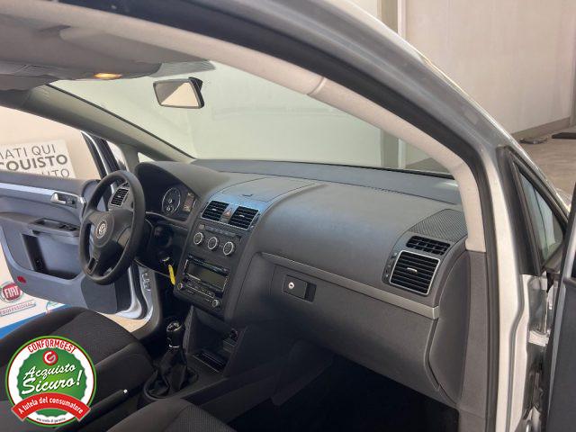VOLKSWAGEN Touran Business 1.6 TDI Comfortline - 7 POSTI -