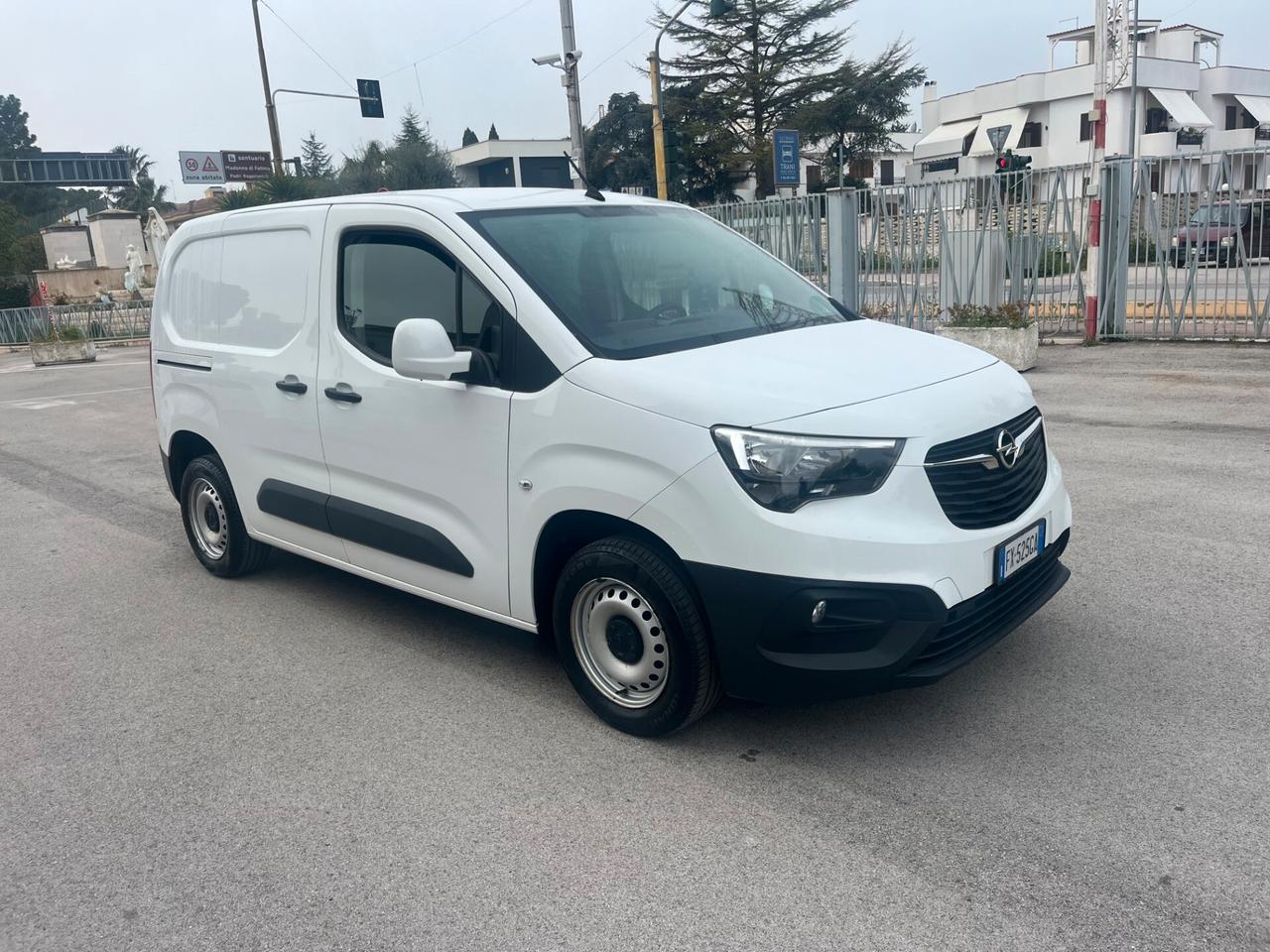 Opel COMBO 1.6 DIESEL KW 75,CV 102 3 POSTI