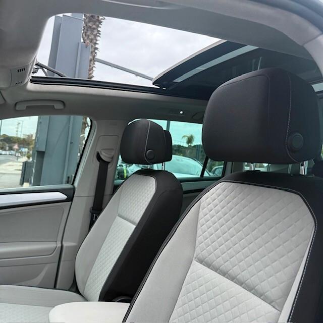 Volkswagen Tiguan 2.0 TDI SCR DSG R-LINE