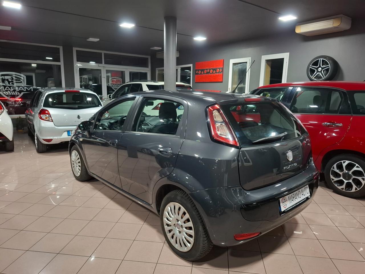 Fiat Punto Evo 1.4 benzina Neopatentato