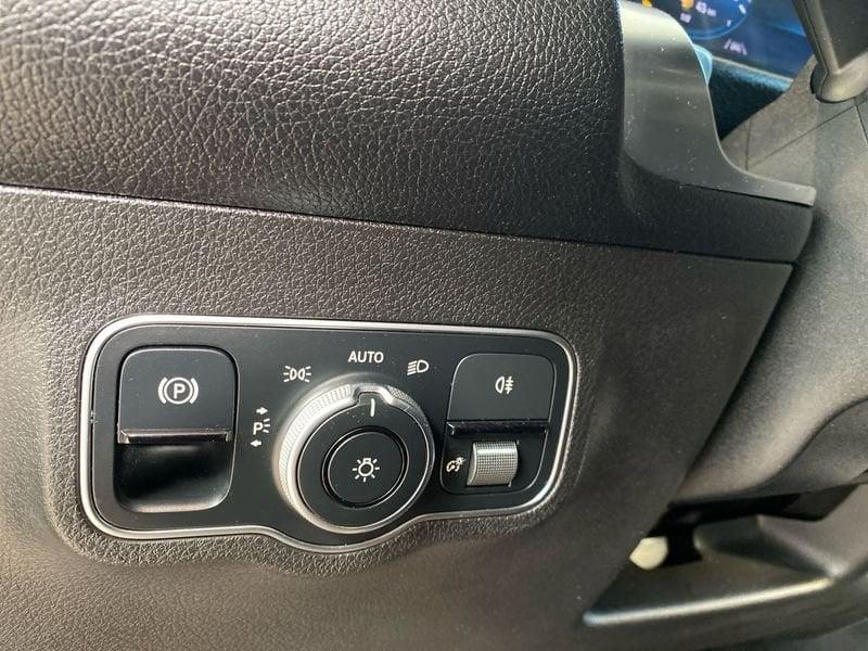 Mercedes-Benz Classe GLB GLB 200 Sport Plus auto