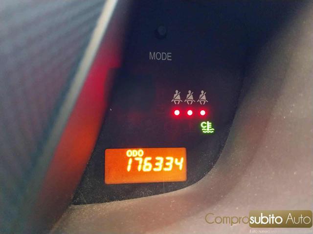 TOYOTA Urban Cruiser 1.4 D-4D AWD Luxury