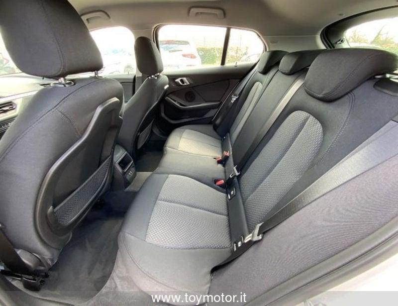 BMW Serie 1 (F40) 116d 5p. Business Advantage