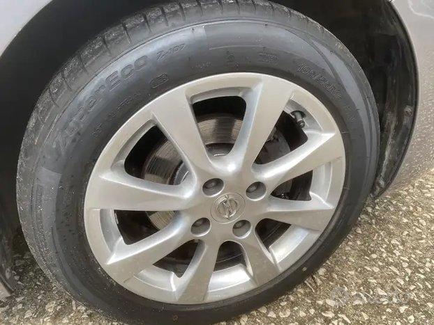 OPEL CORSA 1.2 Edition 75cv MT5