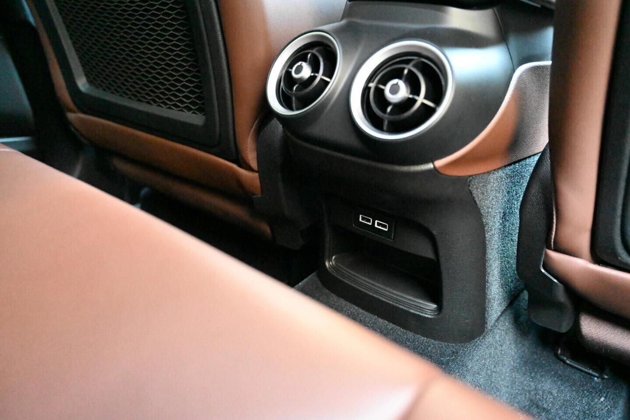 Alfa Romeo Stelvio 2.2 Turbodiesel 210 CV AT8 Q4 Ti